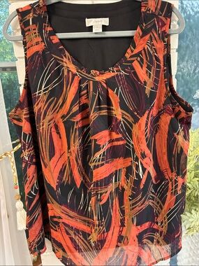 Chaus Sleeveless V-Neck Brushstroke Print Camisole in Orange and Black